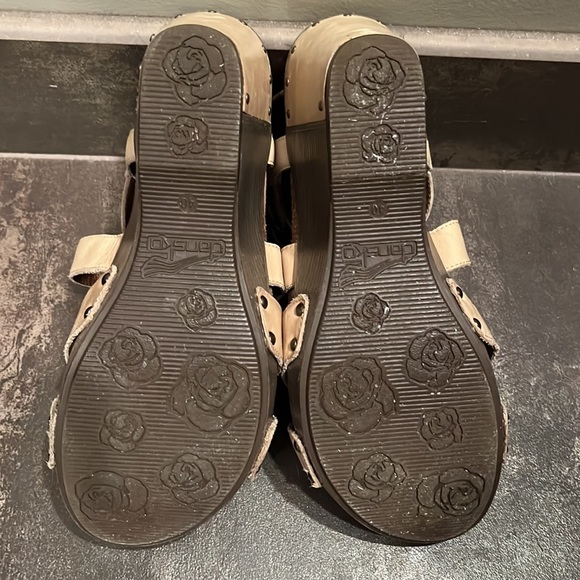 Dansko Light Tan &brown Sandals Size 40 - Picture 5 of 5